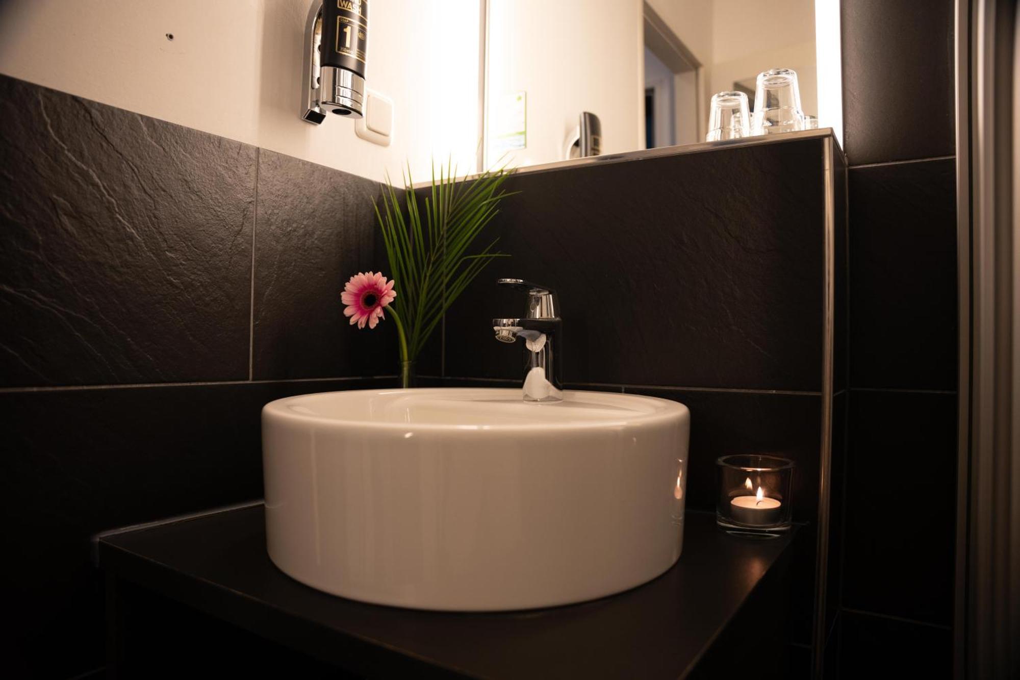 Hotel Medo Koeln Εξωτερικό φωτογραφία